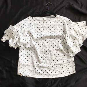 Polkadot ruffle blouse